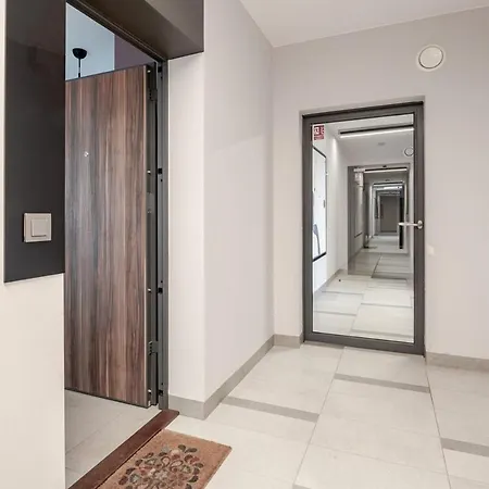 Apartman Cosy With A Comfy Work Space - Book It *